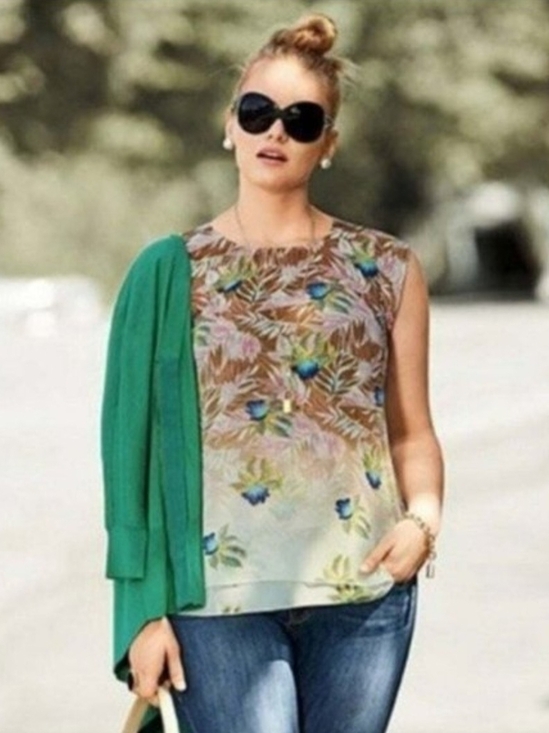 CAbi Tops - CAbi Floral Sleeveless Blouse  Lightweight & Flowy Cap-Sleeve Size L